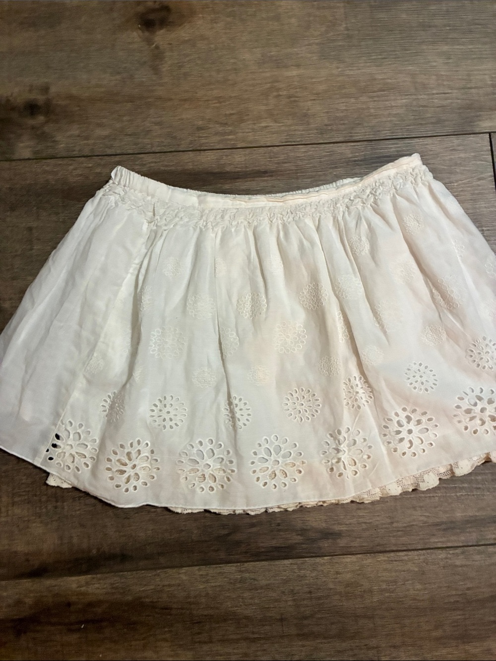 Women's White Eyelet Mini Skirt - Classic Summer Style
